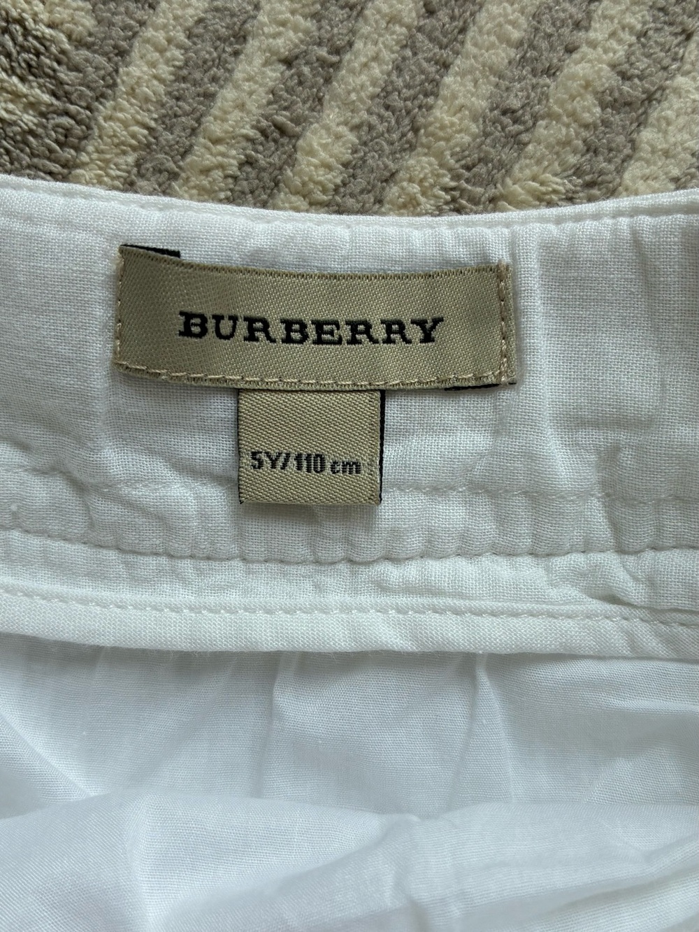 Burberry Girls White Embroidered Circle Skirt - Picture 5 of 16